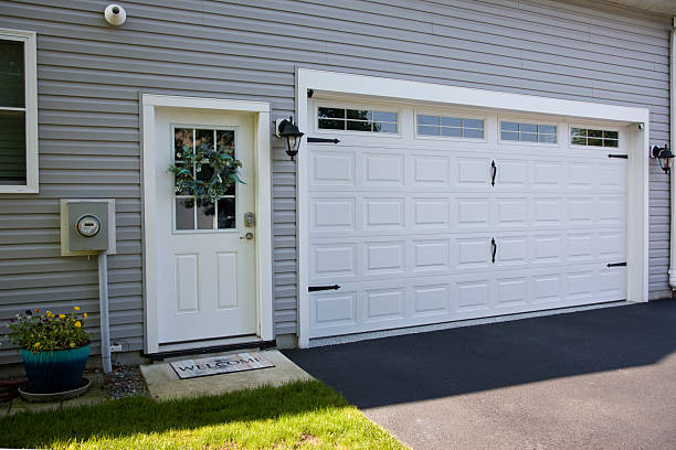 24/7 Emergency Garage Door Panel Replacement experts in Brooks County County, GA